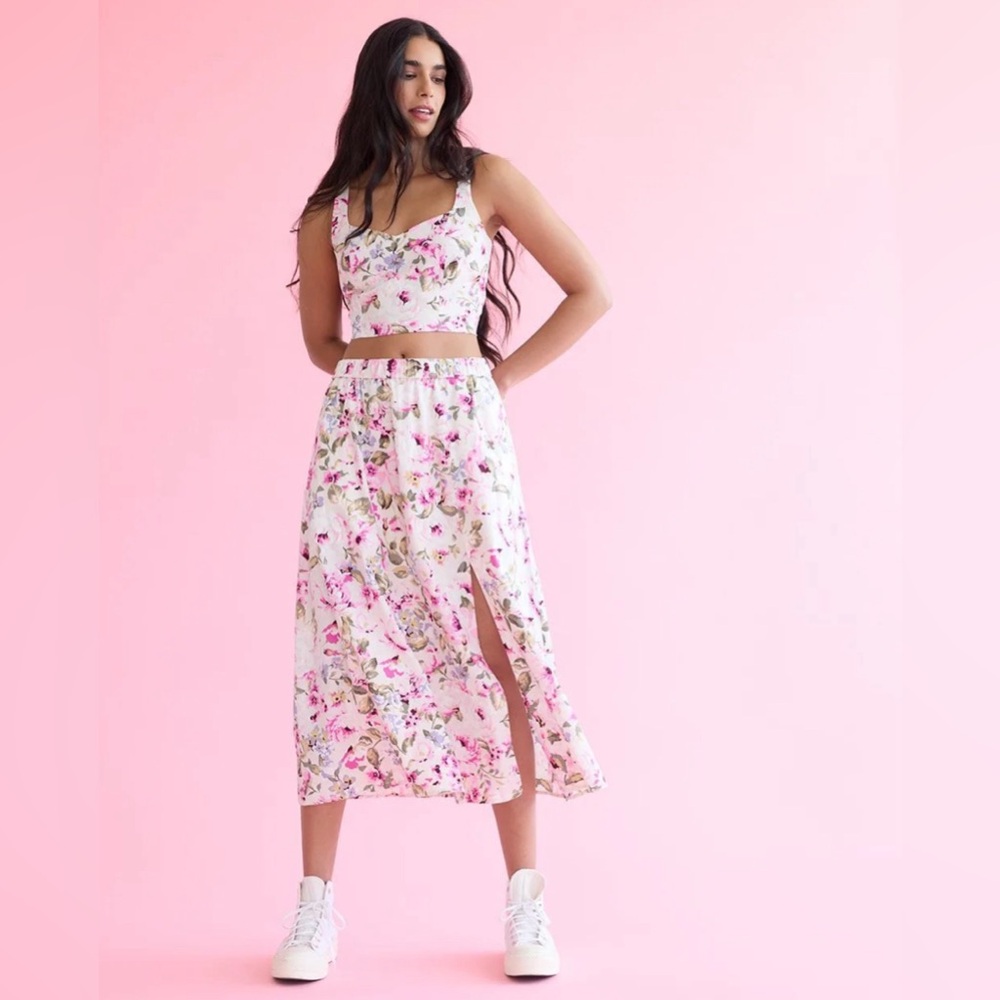 Beautiful crop top and skirt set
